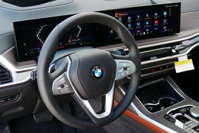 new 2026 BMW X7 car, priced at $96,025