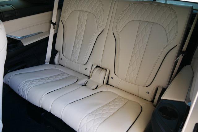 new 2026 BMW X7 car, priced at $124,125
