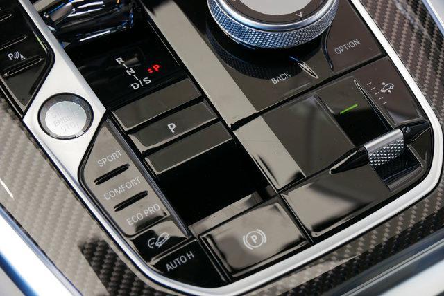 new 2026 BMW X7 car, priced at $124,125