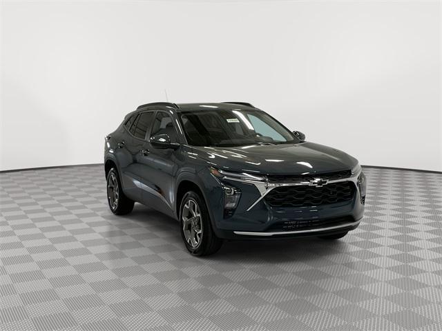 new 2025 Chevrolet Trax car, priced at $25,524