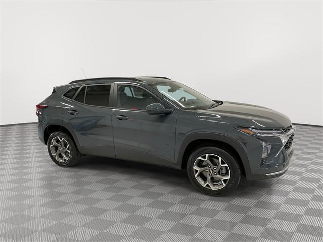 new 2025 Chevrolet Trax car, priced at $25,524
