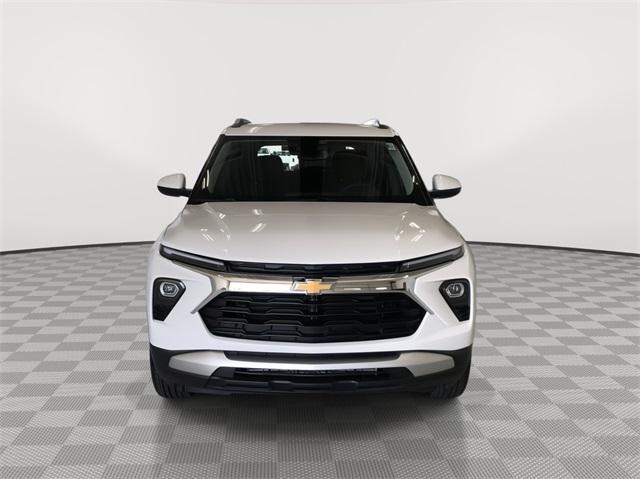 new 2025 Chevrolet TrailBlazer car, priced at $29,192