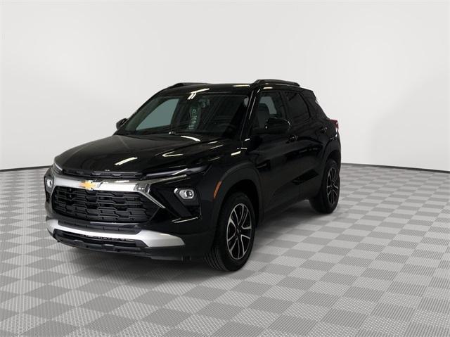 new 2025 Chevrolet TrailBlazer car, priced at $28,573