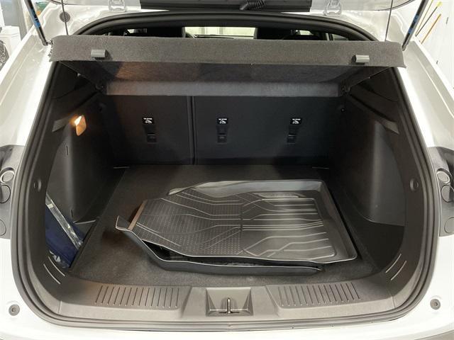 new 2025 Chevrolet Trax car, priced at $26,955