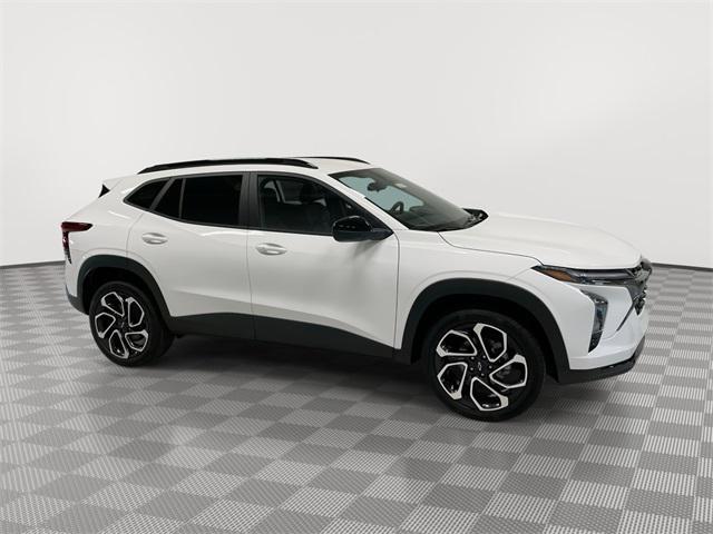 new 2025 Chevrolet Trax car, priced at $26,955