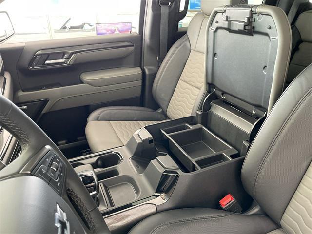new 2025 Chevrolet Silverado 1500 car, priced at $70,886
