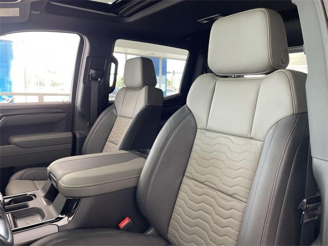 new 2025 Chevrolet Silverado 1500 car, priced at $70,886