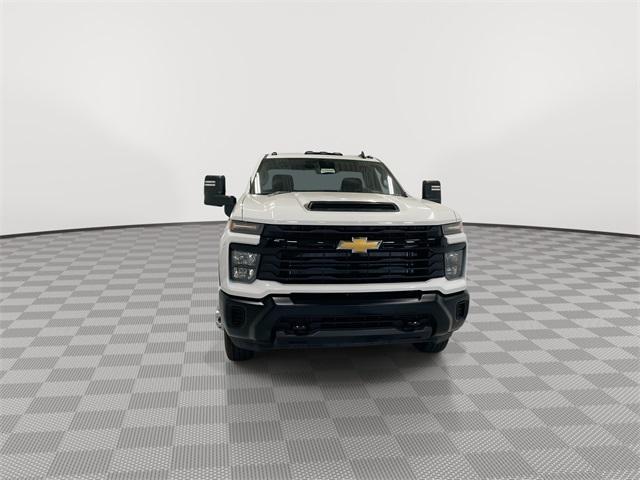 new 2025 Chevrolet Silverado 3500 car, priced at $48,188
