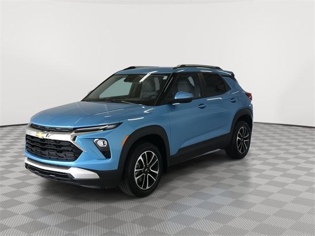 new 2025 Chevrolet TrailBlazer car, priced at $29,951