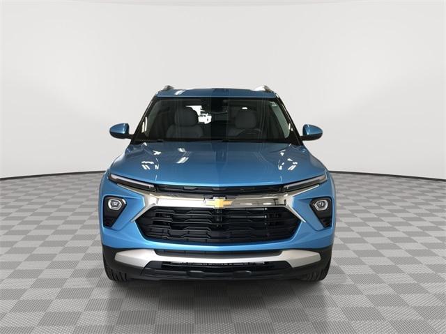 new 2025 Chevrolet TrailBlazer car, priced at $29,951