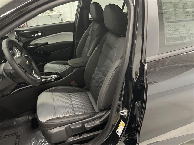 new 2026 Chevrolet Trax car, priced at $25,885
