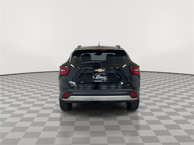 new 2026 Chevrolet Trax car, priced at $25,885