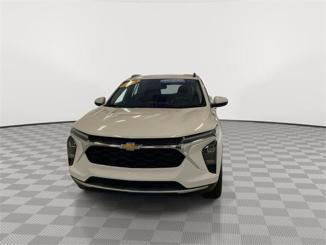 used 2024 Chevrolet Trax car, priced at $23,993