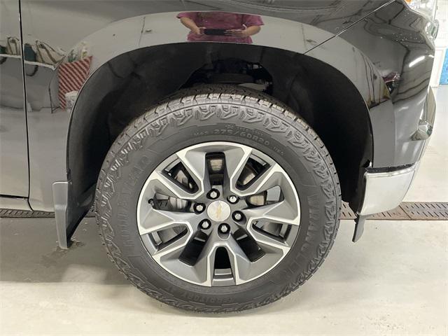 used 2024 Chevrolet Silverado 1500 car, priced at $41,997