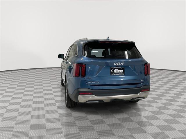 used 2025 Kia Sorento Hybrid car, priced at $46,987