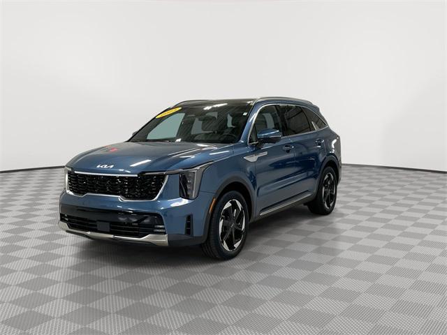 used 2025 Kia Sorento Hybrid car, priced at $46,987