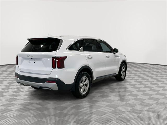 used 2025 Kia Sorento car, priced at $32,046