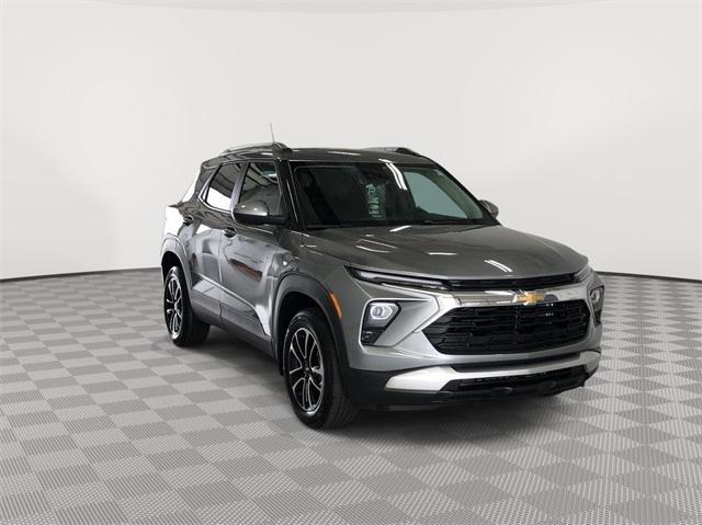 new 2025 Chevrolet TrailBlazer car, priced at $29,419