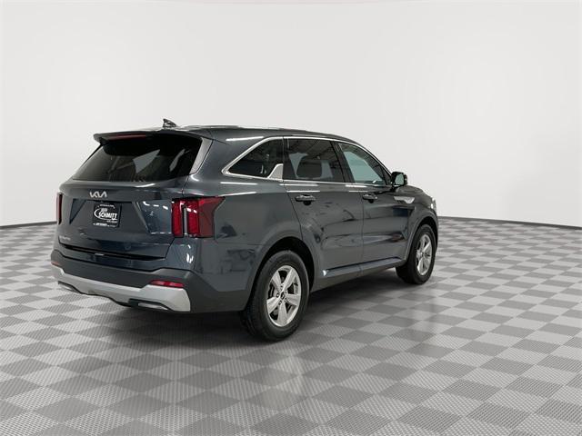 used 2024 Kia Sorento car, priced at $29,897