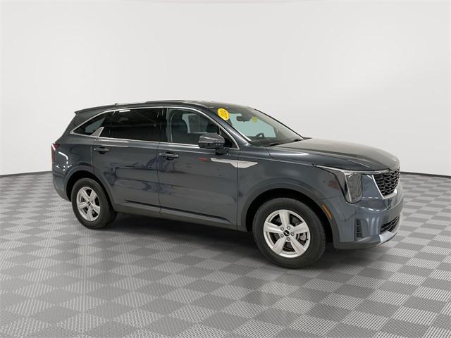 used 2024 Kia Sorento car, priced at $29,897