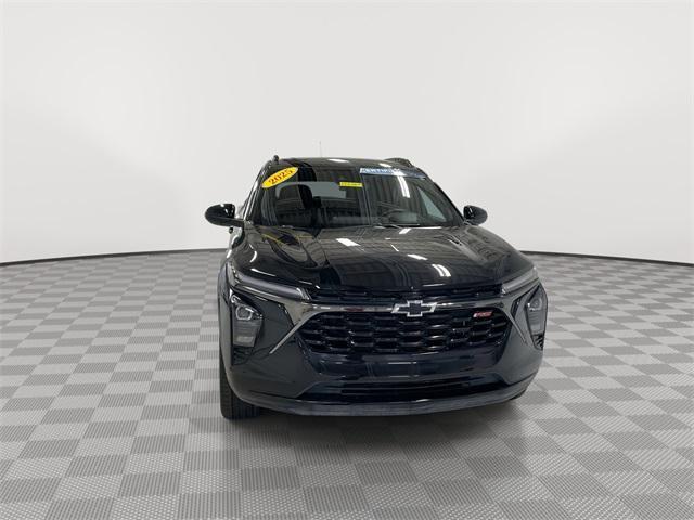 used 2025 Chevrolet Trax car, priced at $24,299