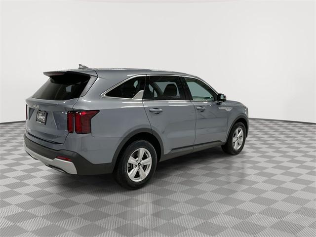 used 2025 Kia Sorento car, priced at $30,997