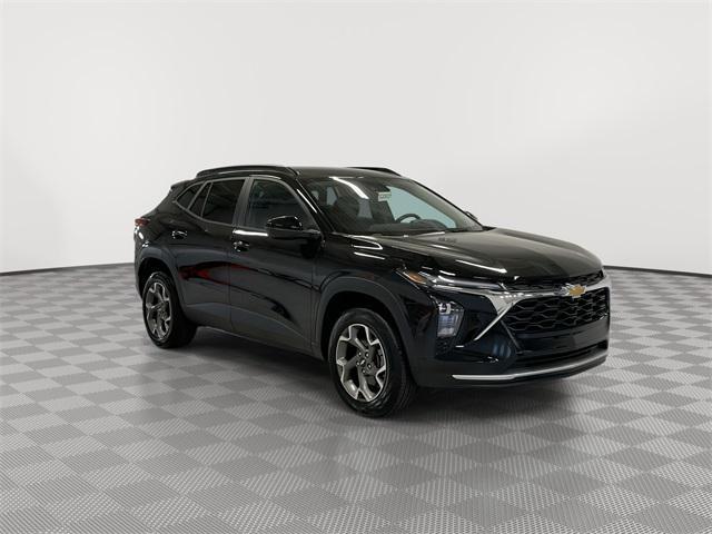 new 2025 Chevrolet Trax car, priced at $24,904