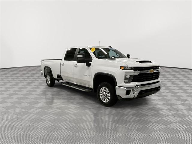 used 2024 Chevrolet Silverado 2500 car, priced at $58,104