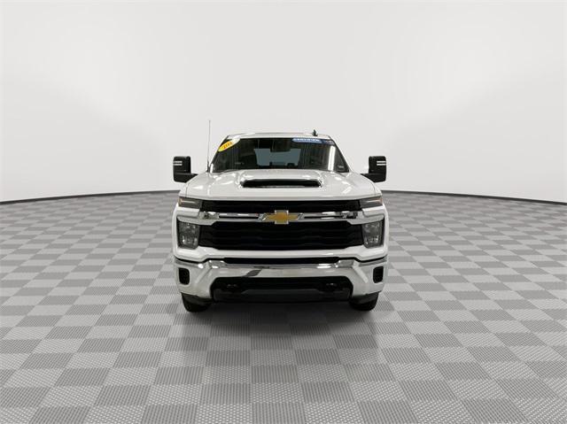 used 2024 Chevrolet Silverado 2500 car, priced at $58,104