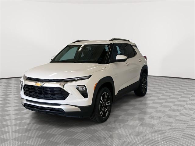 new 2025 Chevrolet TrailBlazer car, priced at $29,488