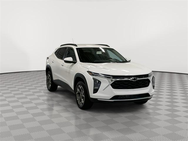 new 2025 Chevrolet Trax car, priced at $25,404