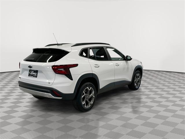 new 2025 Chevrolet Trax car, priced at $25,404