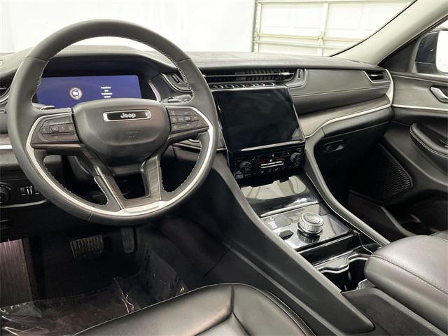 used 2023 Jeep Grand Cherokee car, priced at $30,897