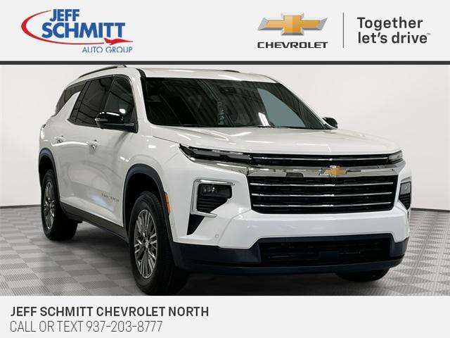 new 2025 Chevrolet Traverse car
