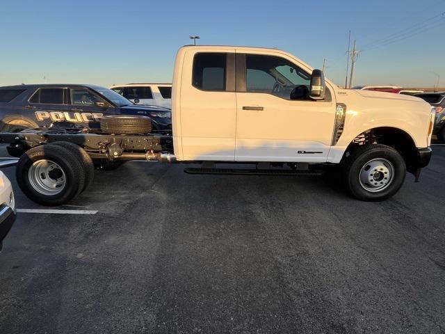 new 2024 Ford F-350 car, priced at $68,915