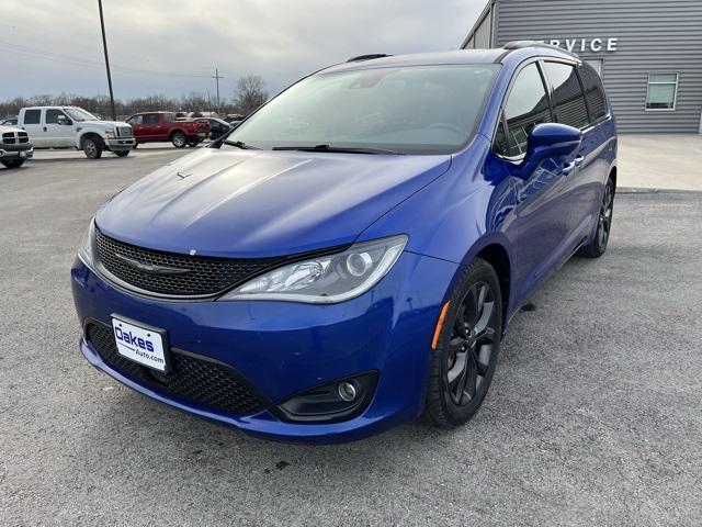 used 2019 Chrysler Pacifica car, priced at $14,000