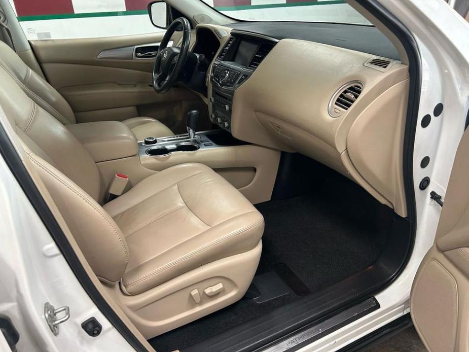 used 2018 Nissan Pathfinder car, priced at $18,995