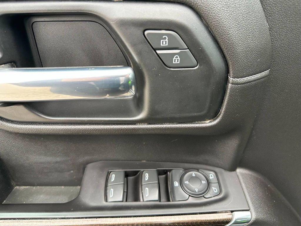 used 2020 Chevrolet Silverado 1500 car, priced at $31,995