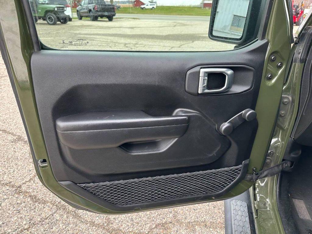 used 2021 Jeep Wrangler Unlimited car, priced at $22,495