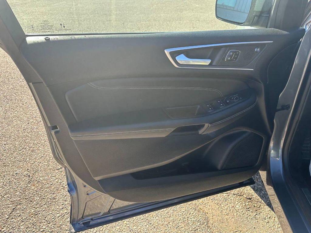 used 2022 Ford Edge car, priced at $22,995