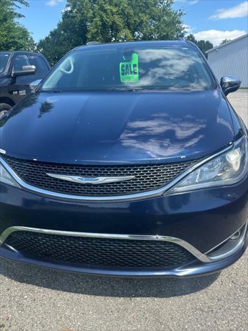 used 2018 Chrysler Pacifica car, priced at $11,595