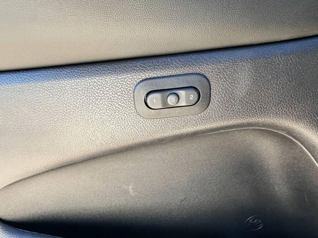 used 2022 Jeep Grand Cherokee car, priced at $27,995