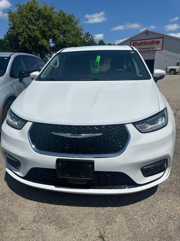 used 2023 Chrysler Pacifica car, priced at $24,995