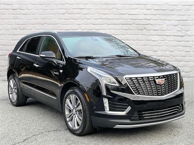 new 2025 Cadillac XT5 car, priced at $56,389