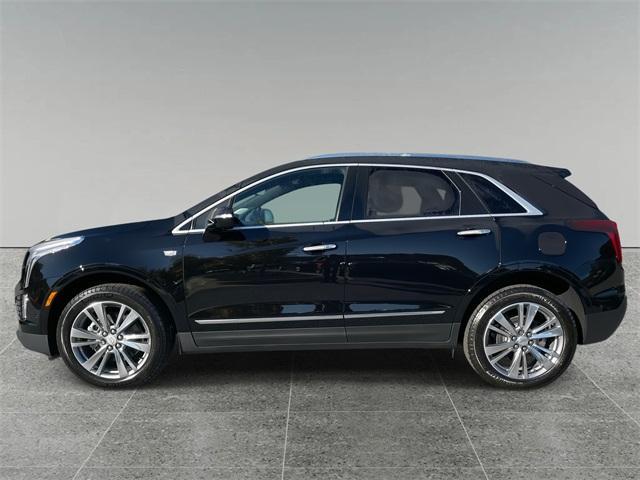 new 2025 Cadillac XT5 car, priced at $57,390