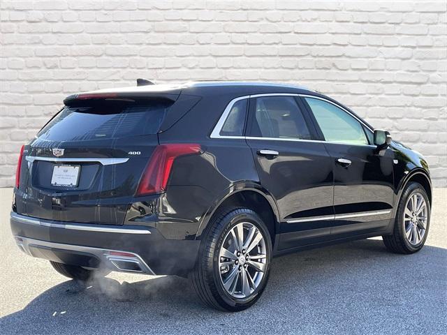 new 2025 Cadillac XT5 car, priced at $57,390