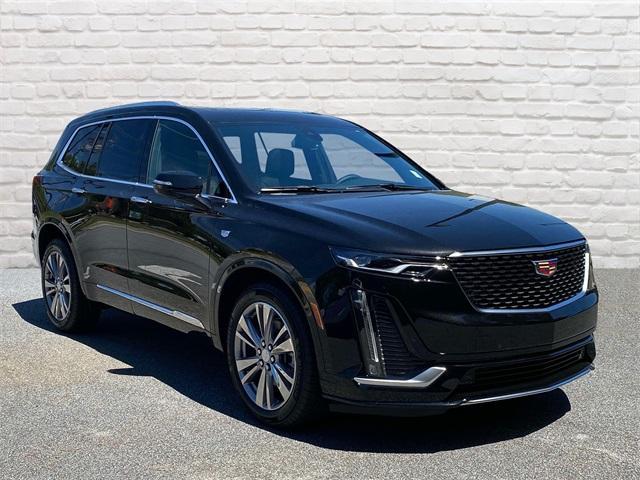 new 2025 Cadillac XT6 car, priced at $56,215