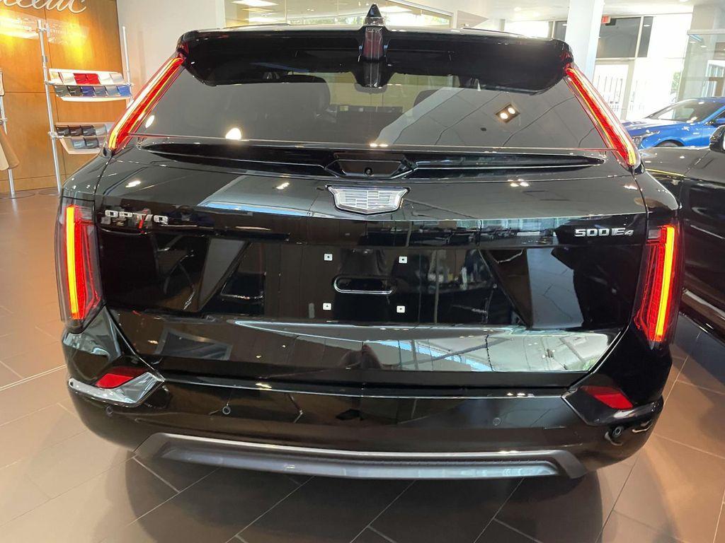 new 2025 Cadillac OPTIQ car