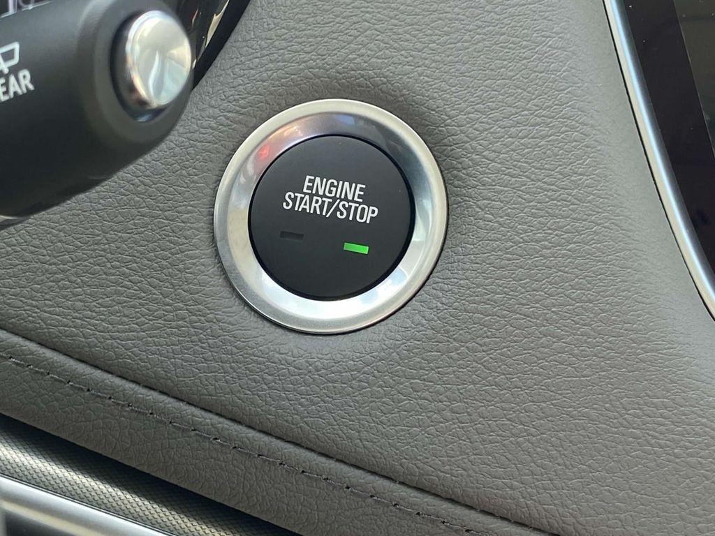 new 2025 Cadillac XT5 car, priced at $55,790
