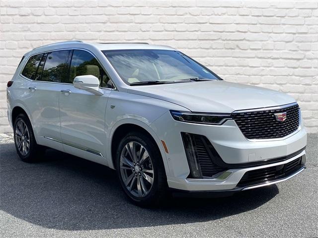 new 2025 Cadillac XT6 car, priced at $70,915